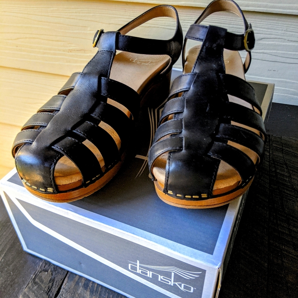 Dansko ladies shoes, Brie fisherman